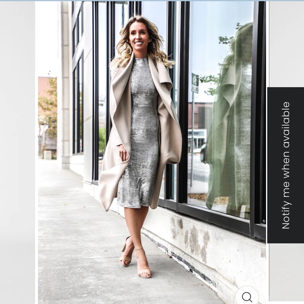Alice + Olivia Delora Shimmering Fitted Mock Silver Midi Dress - Picture 4 of 12